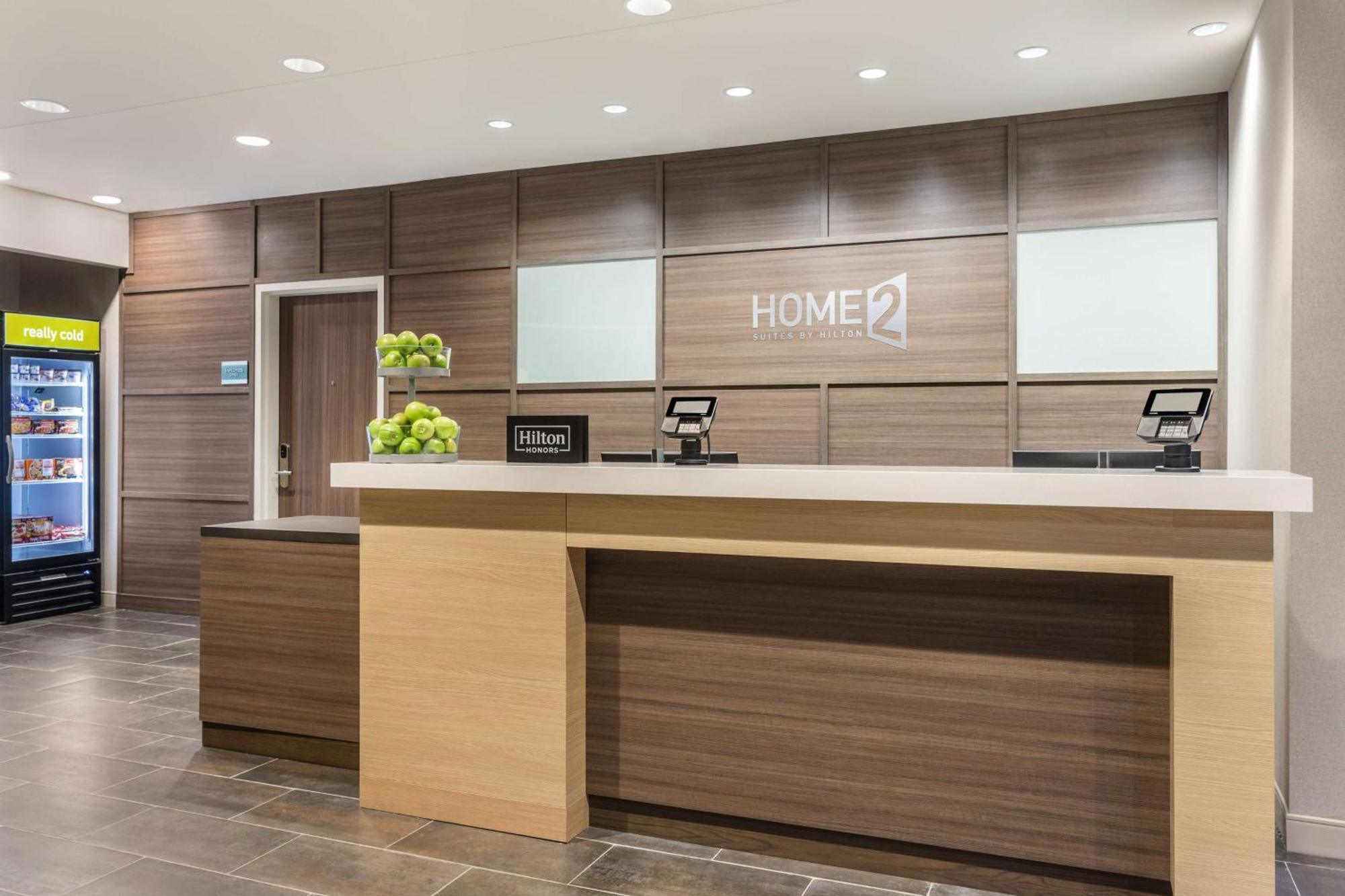 Home2 Suites By Hilton Cedar Rapids Westdale Exterior foto